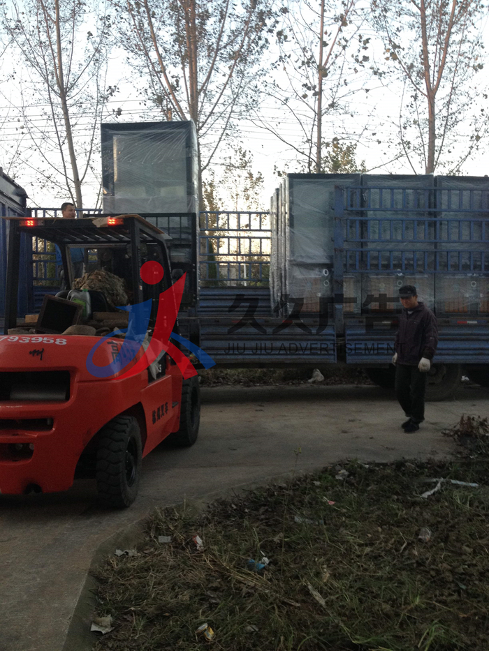 吉林滾動廣告垃圾箱